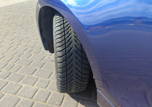 BMW Seria 1 cena 34800 przebieg: 173000, rok produkcji 2010 z Gniezno małe 529